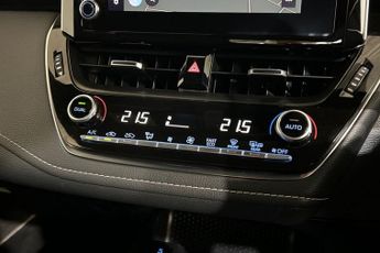 TOYOTA COROLLA 1.8 VVT-h GPF Icon Tech Hatchback 5dr Petrol Hybrid CVT Euro 6 (