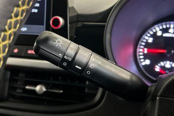 KIA PICANTO 1.0 DPi X-Line Hatchback 5dr Petrol AMT Euro 6 (s/s) (66 bhp) Bl