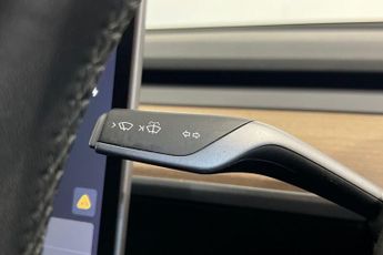 TESLA Model 3 Standard Range Plus Saloon 4dr Electric Auto RWD (241 bhp) Adapt