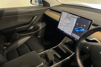 TESLA Model 3 Standard Range Plus Saloon 4dr Electric Auto RWD (241 bhp) Adapt