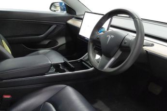 TESLA Model 3 Standard Range Plus Saloon 4dr Electric Auto RWD (241 bhp) Adapt