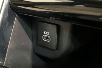 LAND ROVER DISCOVERY SPORT 1.5 P300e 12.2kWh R-Dynamic HSE SUV 5dr Petrol Plug-in Hybrid Au