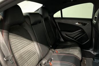 MERCEDES-BENZ CLA 2.1 CLA220d AMG Line Night Edition Coupe 4dr Diesel 7G-DCT Euro 