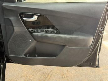 KIA NIRO 1.6 GDi 8.9kWh 3 SUV 5dr Petrol Plug-in Hybrid DCT Euro 6 (s/s) 