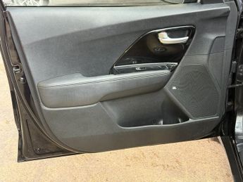 KIA NIRO 1.6 GDi 8.9kWh 3 SUV 5dr Petrol Plug-in Hybrid DCT Euro 6 (s/s) 