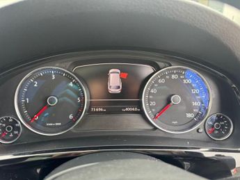 VOLKSWAGEN TOUAREG 3.0 TDI V6 BlueMotion Tech R-Line SUV 5dr Diesel Tiptronic 4WD E