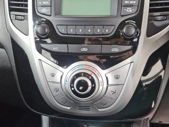 HYUNDAI IX20 1.6 Active Hatchback 5dr Petrol Auto Euro 5 (123 bhp)