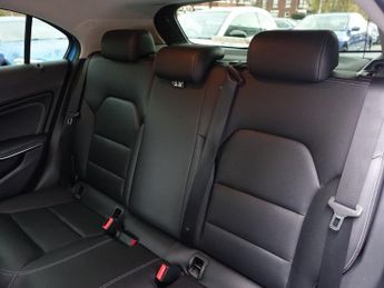 MERCEDES-BENZ A-CLASS 1.6 A180 Sport (Premium) Hatchback 5dr Petrol 7G-DCT Euro 6 (s/s