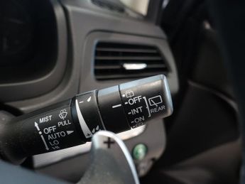 HONDA CR-V 2.0 i-VTEC SE Plus Navi SUV 5dr Petrol Auto 4WD Euro 6 (155 ps)