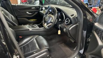 MERCEDES-BENZ GLC 2.1 GLC220d AMG Line SUV 5dr Diesel G-Tronic 4MATIC Euro 6 (s/s)