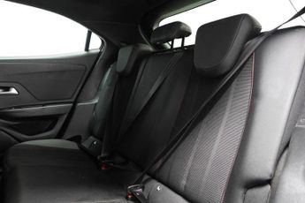 VAUXHALL MOKKA ELECTRIC 50kWh SRi Nav Premium SUV 5dr Electric Auto (136 ps)