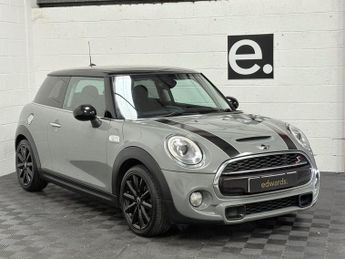 MINI Hatch 2.0 Cooper S Hatchback 3dr Petrol Steptronic Euro 6 (s/s) (192 p