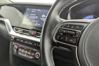 KIA NIRO 64kWh 2 SUV 5dr Electric Auto (201 bhp)