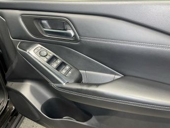 NISSAN QASHQAI 1.5 h e-POWER N-Connecta SUV 5dr Petrol Hybrid Auto Euro 6 (s/s)