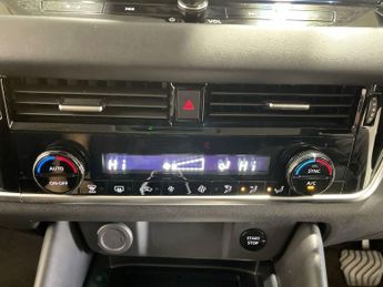 NISSAN QASHQAI 1.5 h e-POWER N-Connecta SUV 5dr Petrol Hybrid Auto Euro 6 (s/s)