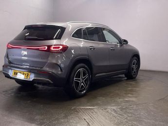 MERCEDES-BENZ EQA EQA 300 66.5kWh AMG Line SUV 5dr Electric Auto 4MATIC (228 ps)