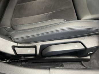 BMW 3 SERIES 2.0 330e 12kWh M Sport Saloon 4dr Petrol Plug-in Hybrid Auto Eur