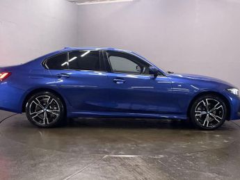 BMW 3 SERIES 2.0 330e 12kWh M Sport Saloon 4dr Petrol Plug-in Hybrid Auto Eur