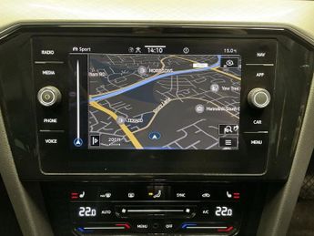 VOLKSWAGEN PASSAT 1.4 TSI 13kWh GTE Estate 5dr Petrol Plug-in Hybrid DSG Euro 6 (s