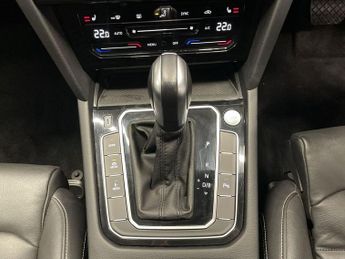 VOLKSWAGEN PASSAT 1.4 TSI 13kWh GTE Estate 5dr Petrol Plug-in Hybrid DSG Euro 6 (s