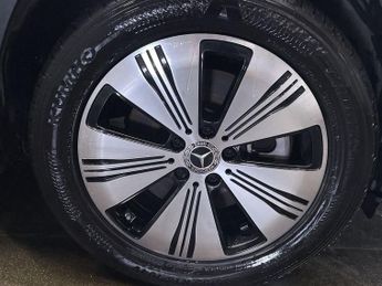 MERCEDES-BENZ EQA EQA 250 66.5kWh Sport SUV 5dr Electric Auto (190 ps)