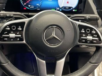 MERCEDES-BENZ EQA EQA 250 66.5kWh Sport SUV 5dr Electric Auto (190 ps)