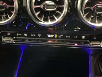 MERCEDES-BENZ EQA EQA 250 66.5kWh Sport SUV 5dr Electric Auto (190 ps)