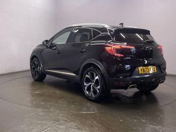 RENAULT CAPTUR 1.6 E-TECH E-Tech engineered SUV 5dr Petrol Hybrid Auto Euro 6 (