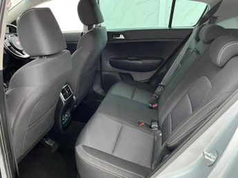 KIA SPORTAGE 1.6 GDi 2 SUV 5dr Petrol Manual Euro 6 (s/s) (130 bhp)