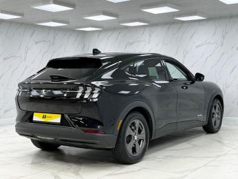 FORD MUSTANG MACH-E Standard Range 70kWh SUV 5dr Electric Automatic (269 ps)