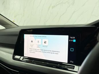 VOLKSWAGEN GOLF 2.0 TDI Life Hatchback 5dr Diesel Manual Euro 6 (s/s) (115 ps)