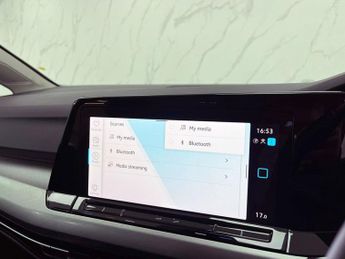 VOLKSWAGEN GOLF 2.0 TDI Life Hatchback 5dr Diesel Manual Euro 6 (s/s) (115 ps)