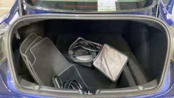 TESLA Model 3 Standard Range Plus Saloon 4dr Electric Auto RWD (241 bhp)