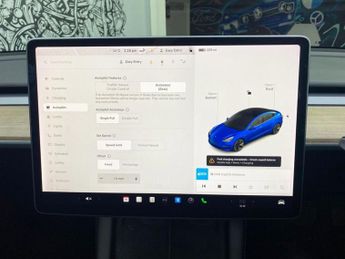 TESLA Model 3 Standard Range Plus Saloon 4dr Electric Auto RWD (241 bhp)