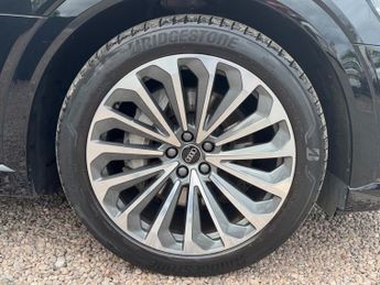 AUDI E-TRON 50 S line SUV 5dr Electric Auto quattro 71.2kWh (11kW Charger) 