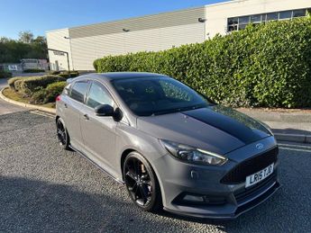 Ford Focus 2.0T EcoBoost ST-3 Hatchback 5dr Petrol Manual Euro 6 (s/s) (250
