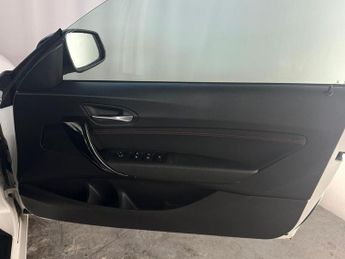 BMW 2 SERIES 1.5 218i Sport Convertible 2dr Petrol Auto Euro 6 (s/s) (136 ps)