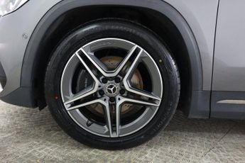 MERCEDES-BENZ GLA 1.3 GLA200 AMG Line (Premium) 7G-DCT Euro 6 (s/s) 5dr