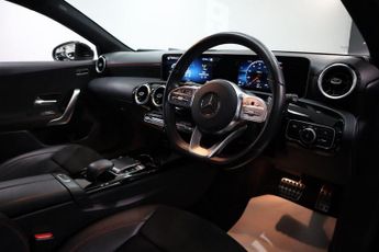 MERCEDES-BENZ A-CLASS 1.3 A200 AMG Line (Executive) Hatchback 5dr Petrol 7G-DCT Euro 6