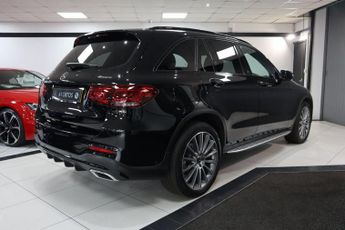 MERCEDES-BENZ GLC 2.0 GLC300d AMG Line (Premium) SUV 5dr Diesel G-Tronic+ 4MATIC E