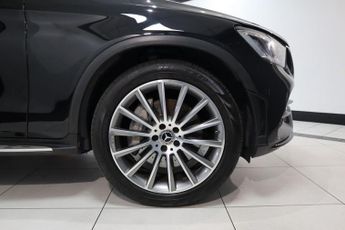 MERCEDES-BENZ GLC 2.0 GLC300d AMG Line (Premium) SUV 5dr Diesel G-Tronic+ 4MATIC E