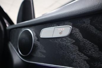 MERCEDES-BENZ GLC 2.0 GLC300d AMG Line (Premium) SUV 5dr Diesel G-Tronic+ 4MATIC E