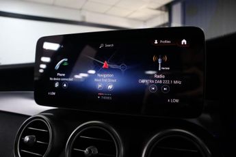 MERCEDES-BENZ GLC 2.0 GLC300d AMG Line (Premium) SUV 5dr Diesel G-Tronic+ 4MATIC E