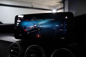 MERCEDES-BENZ GLC 2.0 GLC300d AMG Line (Premium) SUV 5dr Diesel G-Tronic+ 4MATIC E