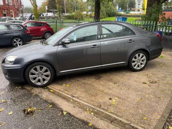 TOYOTA AVENSIS 2.0 D-4D TR Hatchback 5dr Diesel Manual (146 g/km, 125 bhp)