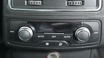 AUDI A6 AVANT 2.0 TDI S line Estate 5dr Diesel S Tronic quattro Euro 6 (s/s) (