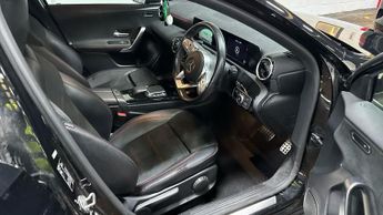 MERCEDES-BENZ A-CLASS 2.0 A200d AMG Line Hatchback 5dr Diesel 8G-DCT Euro 6 (s/s) (150