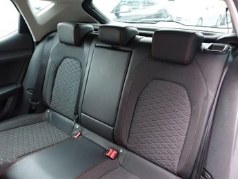 SEAT LEON 1.0 eTSI MHEV FR Hatchback 5dr Petrol Hybrid DSG Euro 6 (s/s) (1