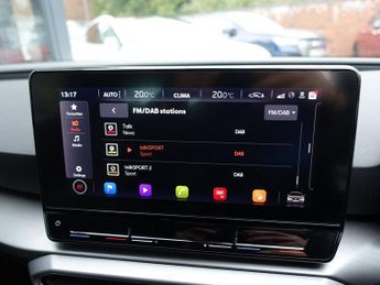 SEAT LEON 1.0 eTSI MHEV FR Hatchback 5dr Petrol Hybrid DSG Euro 6 (s/s) (1