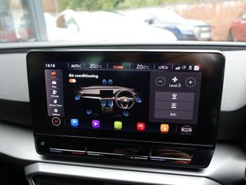 SEAT LEON 1.0 eTSI MHEV FR Hatchback 5dr Petrol Hybrid DSG Euro 6 (s/s) (1